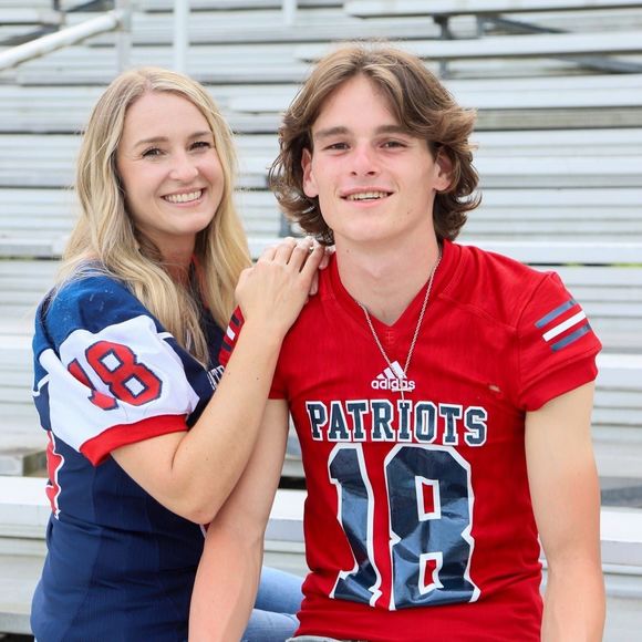 Meet your Posher, Heather - Picture 1 of 1